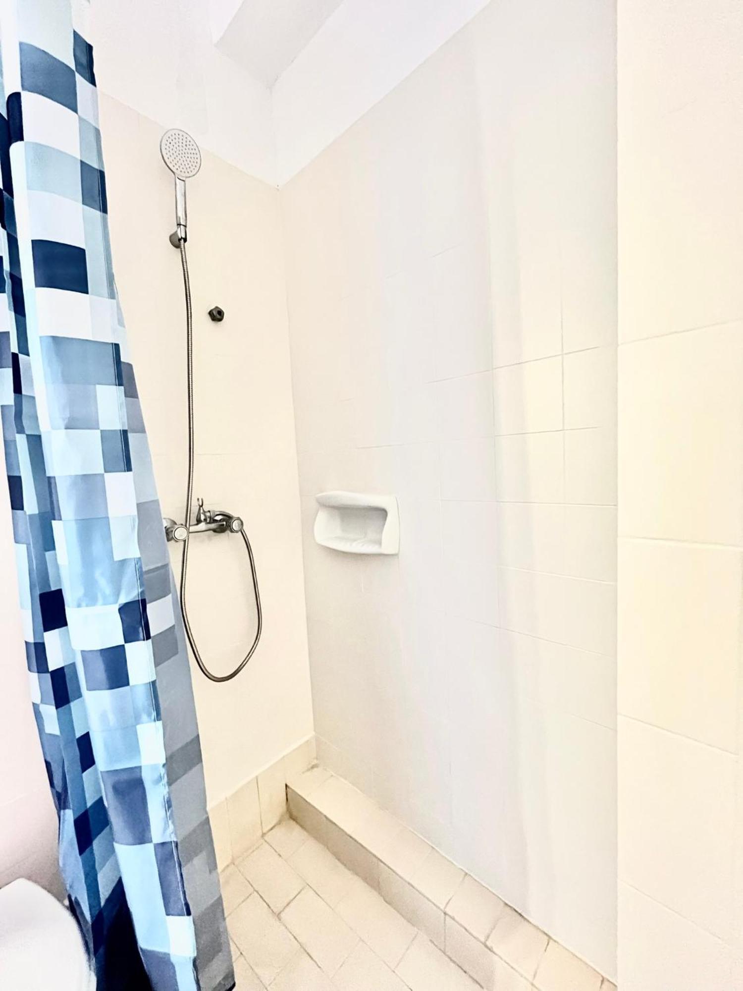 Agia Marina  Oelia Rooms & Apartments מראה חיצוני תמונה