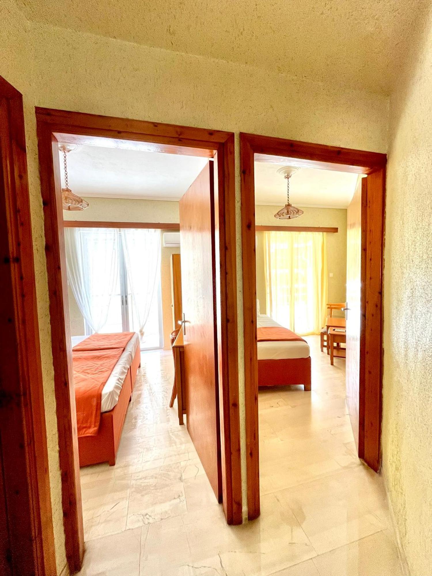 Agia Marina  Oelia Rooms & Apartments מראה חיצוני תמונה