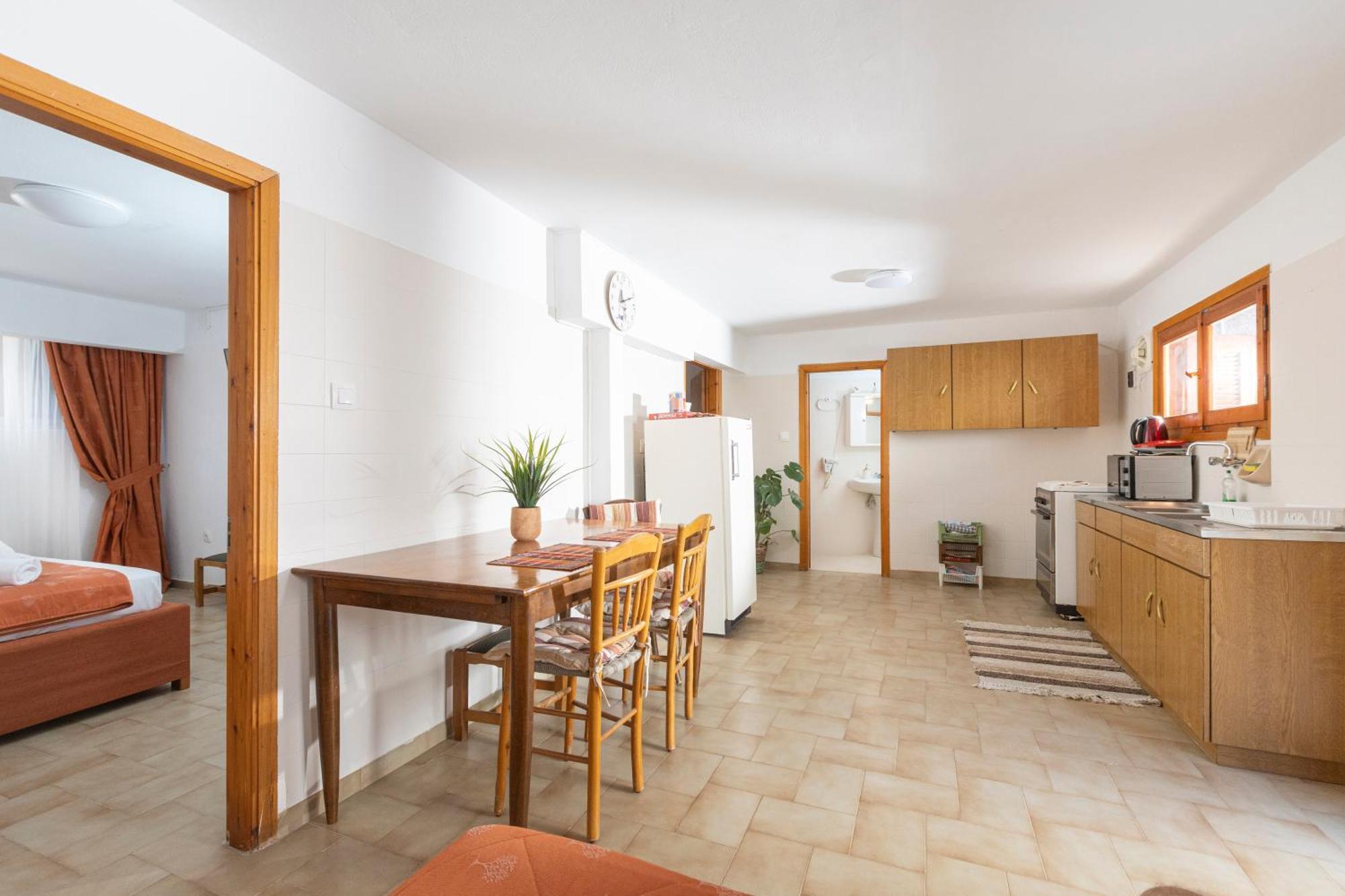 Agia Marina  Oelia Rooms & Apartments מראה חיצוני תמונה