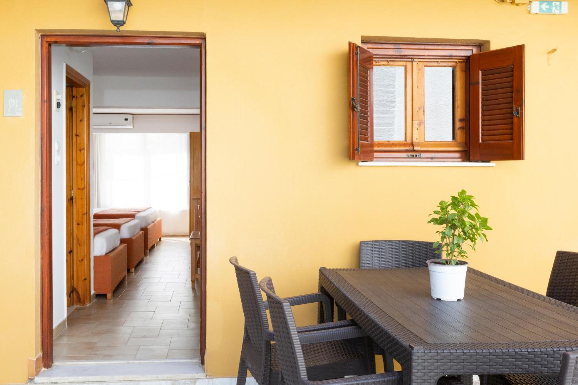 Agia Marina  Oelia Rooms & Apartments מראה חיצוני תמונה
